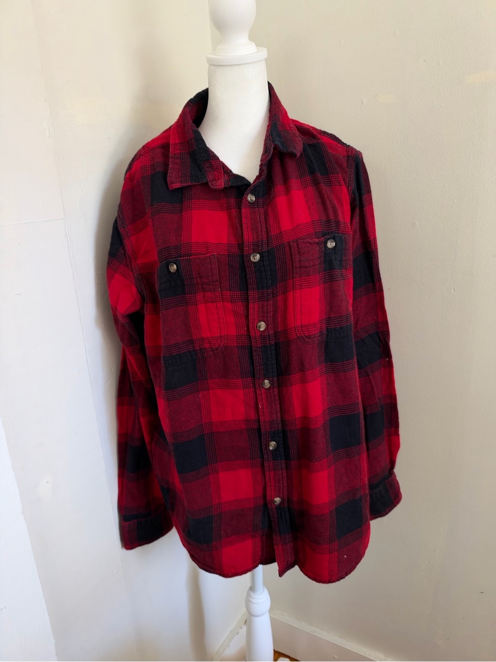 Old navy men’s plaid flannel size XL